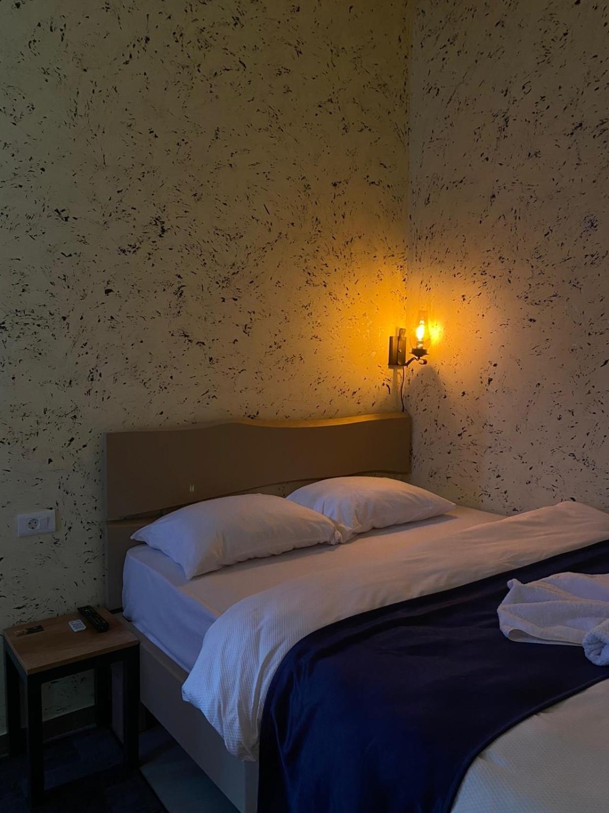 Hotel In Time Prizren Rom bilde